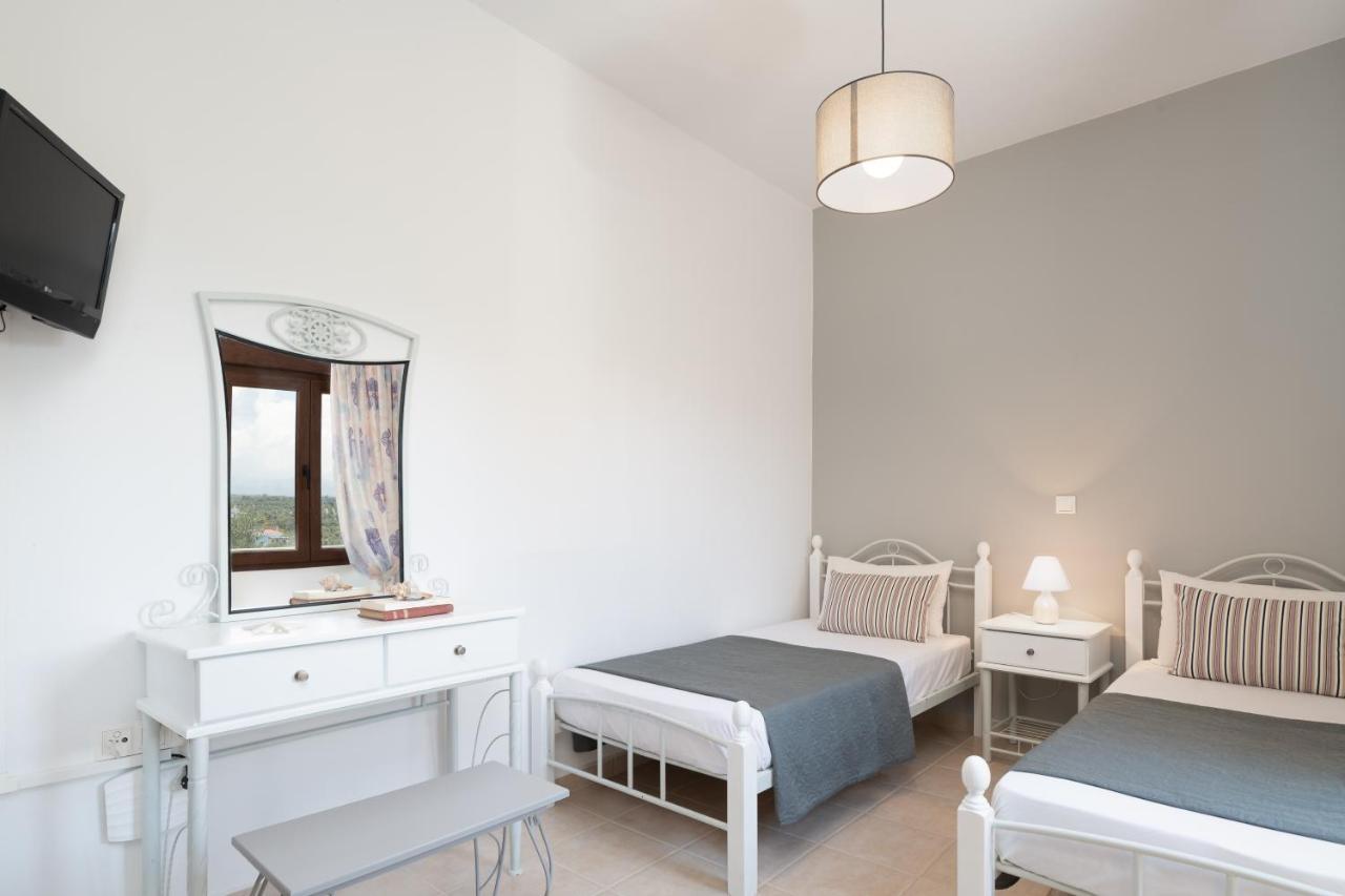Family Villa Rousa In Rethymno With Pool, Bbq And Kids Area Лутра Экстерьер фото