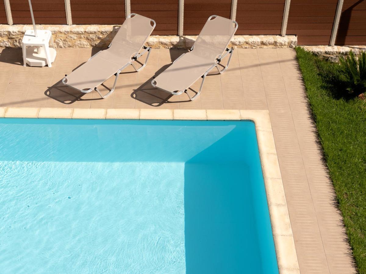 Family Villa Rousa In Rethymno With Pool, Bbq And Kids Area Лутра Экстерьер фото